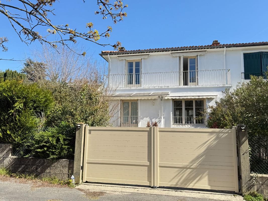 ANGOULEME Maison Angouleme 4 pièce(s) 100 m2 1