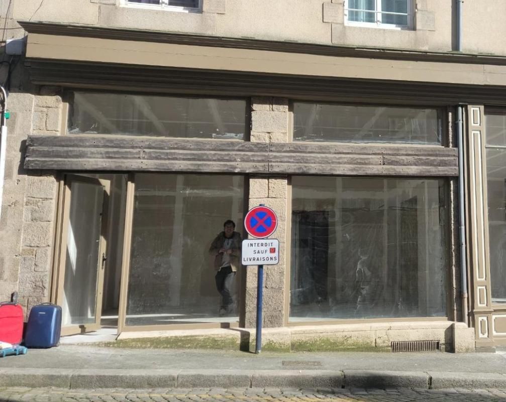 SAINT-BRIEUC SAINT BRIEUC - MURS COMMERCIAUX LIBRES  29 m² 2