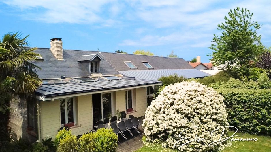 SAINT-JOUIN-BRUNEVAL Grande maison 5 chambres, piscine intérieure, salle de billard, jardin, garage double 2
