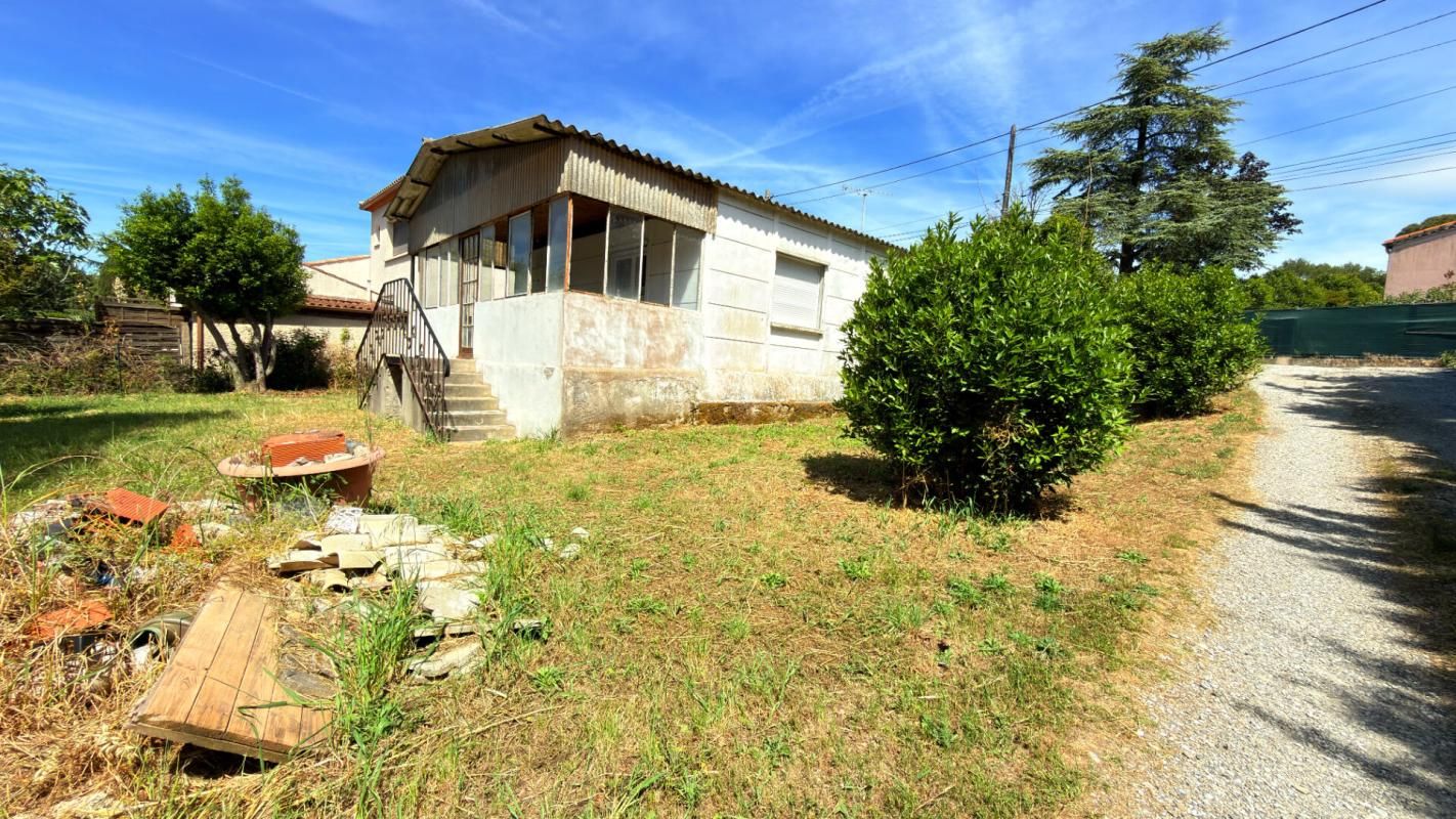 VILLEMOUSTAUSSOU Maison à RENOVER sur 1100m² de terrain constructibles 2