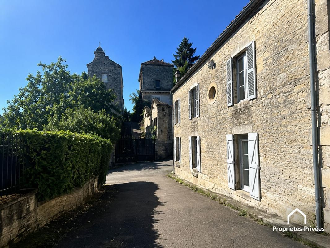 LORMES Maison Bourgeoise de caractère Lormes 7 pièce(s) 165 m2 2