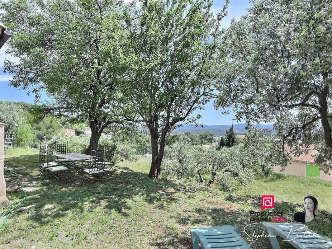 DRAGUIGNAN Maison  plain pied  - 1000m2 de terrain 2