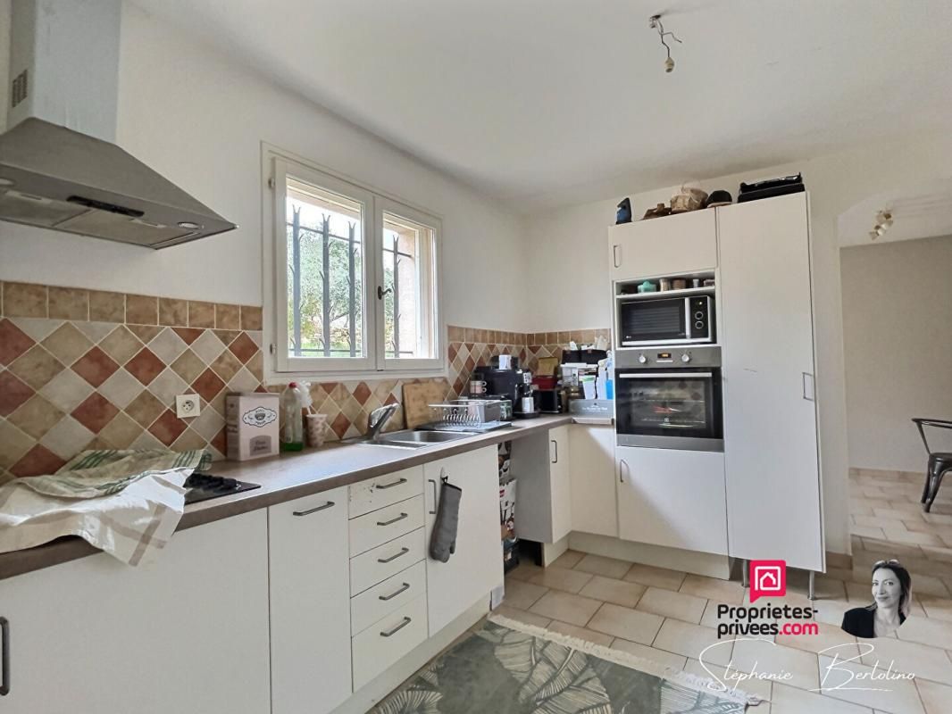 DRAGUIGNAN Maison  plain pied  - 1000m2 de terrain 3
