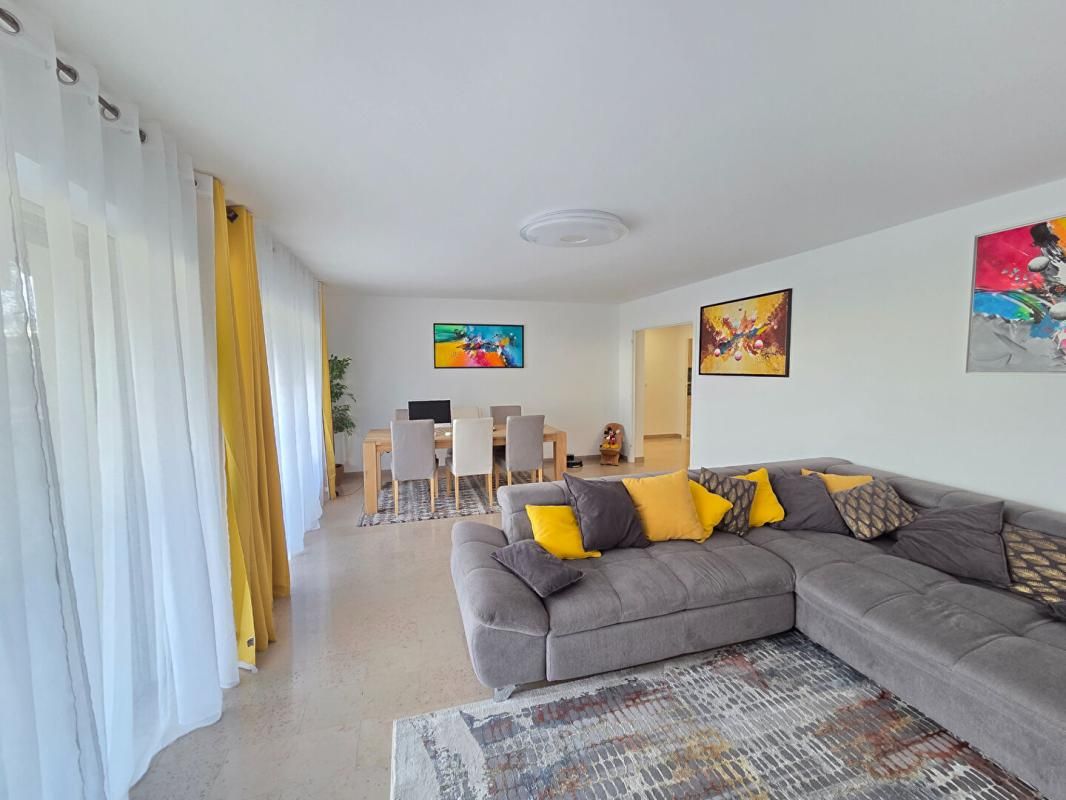 MONTELIMAR Appartement Montélimar 5 pièces 131 m2 1
