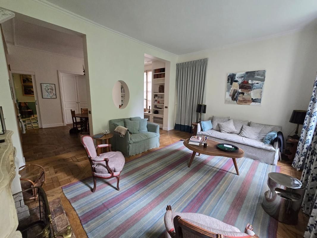 PARIS-7E-ARRONDISSEMENT Appartement sur Cour - Paris - Quartier Saint-Germain-des-Prés - 3 pièce(s) 72.19 m2 4
