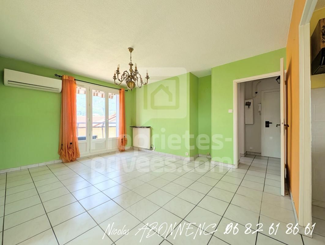 FONTAINE Appartement Fontaine 4 pièce(s) 61.62 m2 2