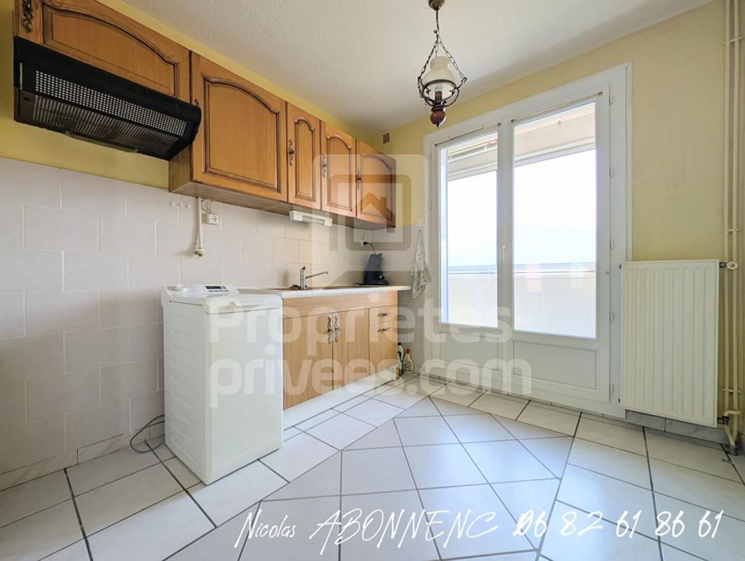 FONTAINE Appartement Fontaine 4 pièce(s) 61.62 m2 3