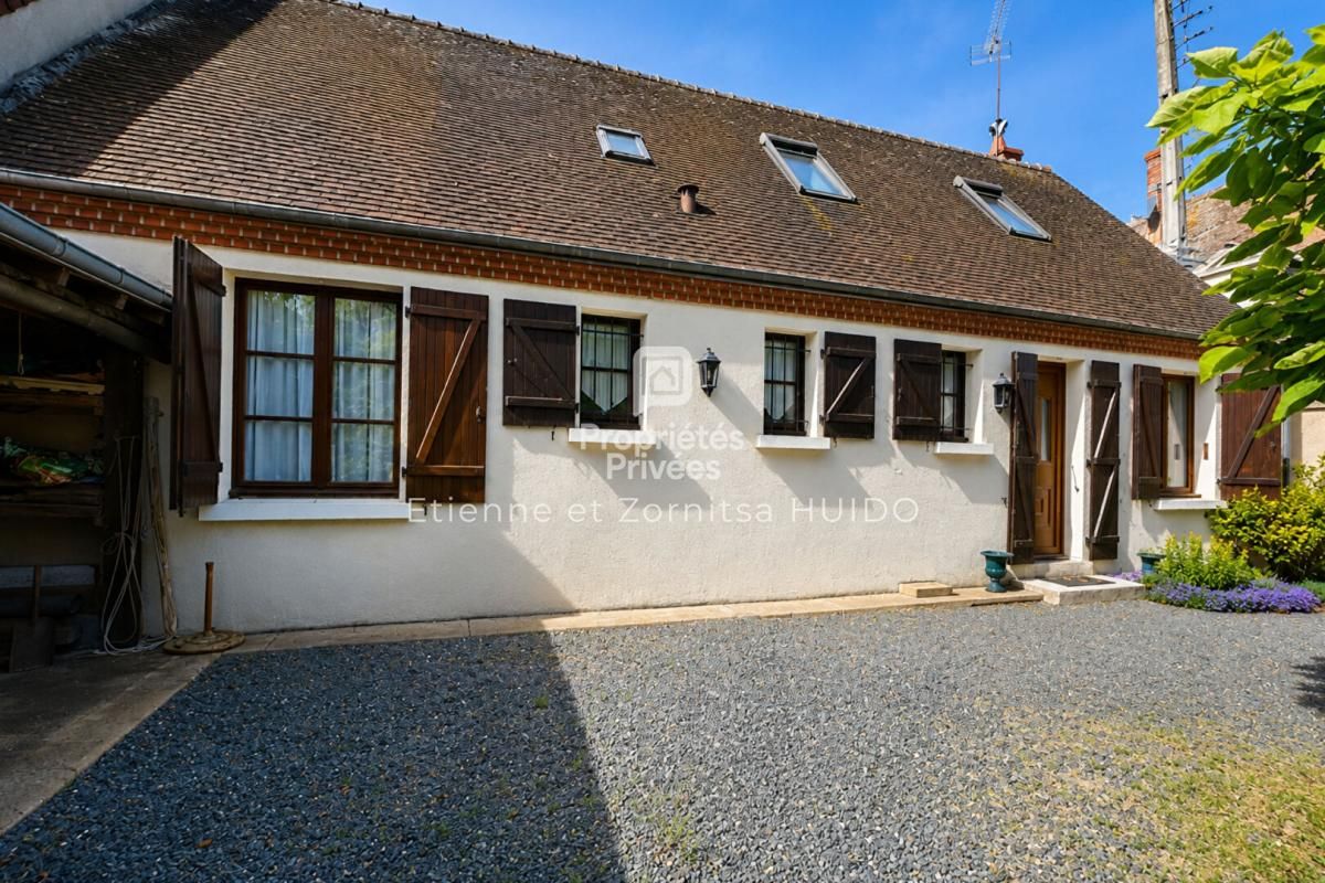 VATAN Maison Vatan 7 pièce(s) 181 m2 3