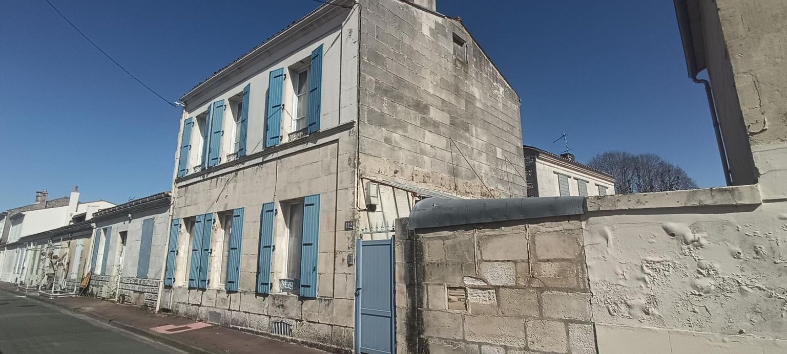 ROCHEFORT Maison Rochefort 5 pièce(s) 102.60 m2 1