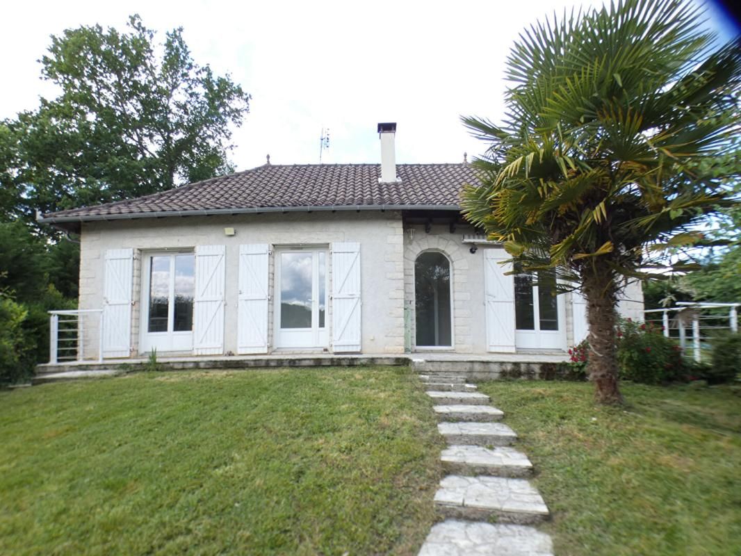 TERRASSON-LAVILLEDIEU Maison Terrasson Lavilledieu 4 chambres avec piscine 3