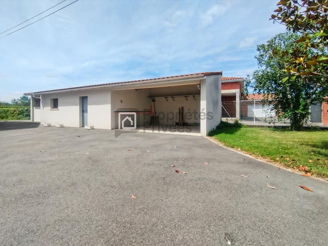 SAUBENS SAUBENS Maison familiale de 145 m² sur une parcelle de 1 658 m² avec dépendances 3
