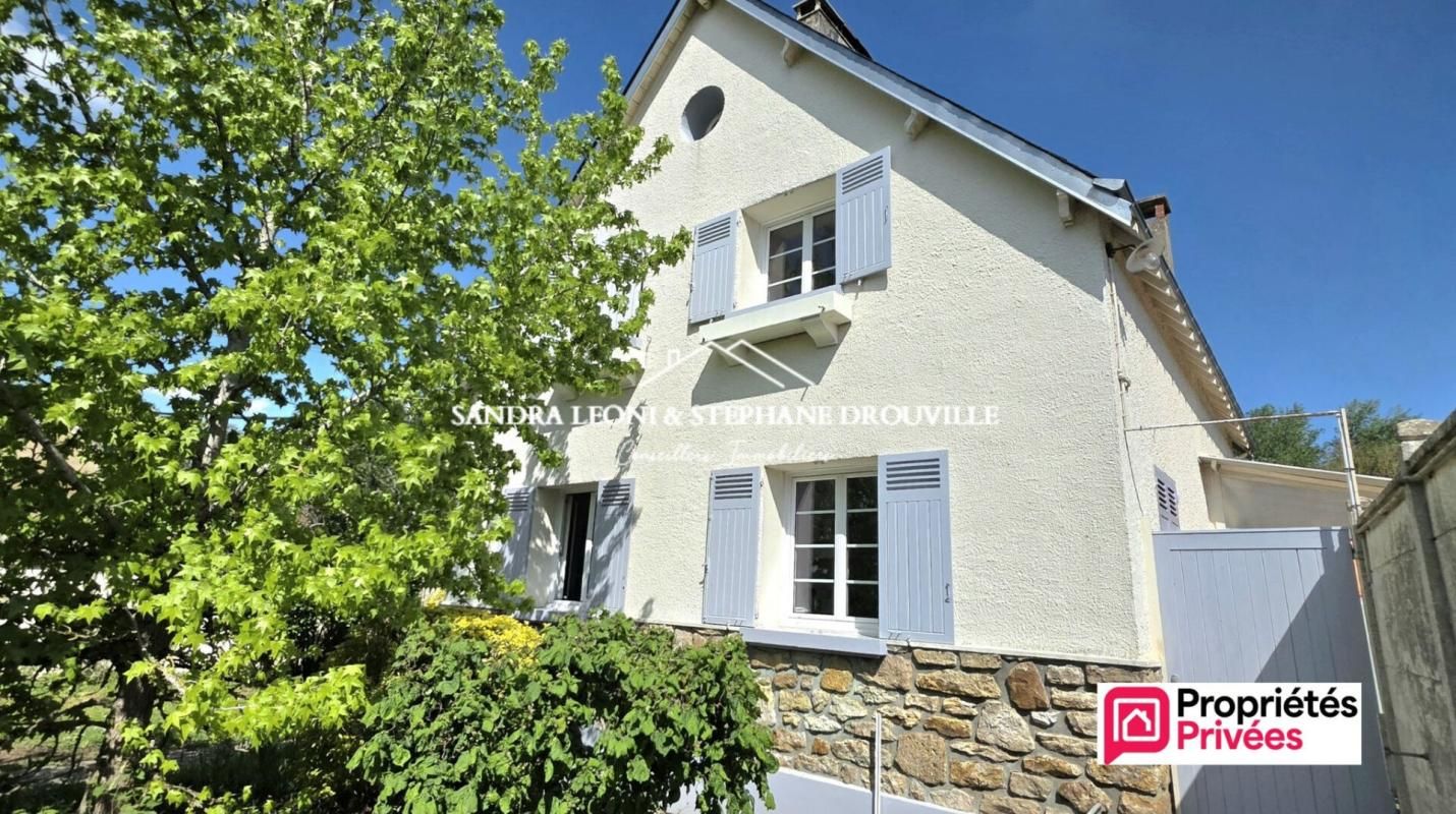 MAINTENON MAINTENON CHARMANTE MAISON de 114 m², 6 PIECES 2