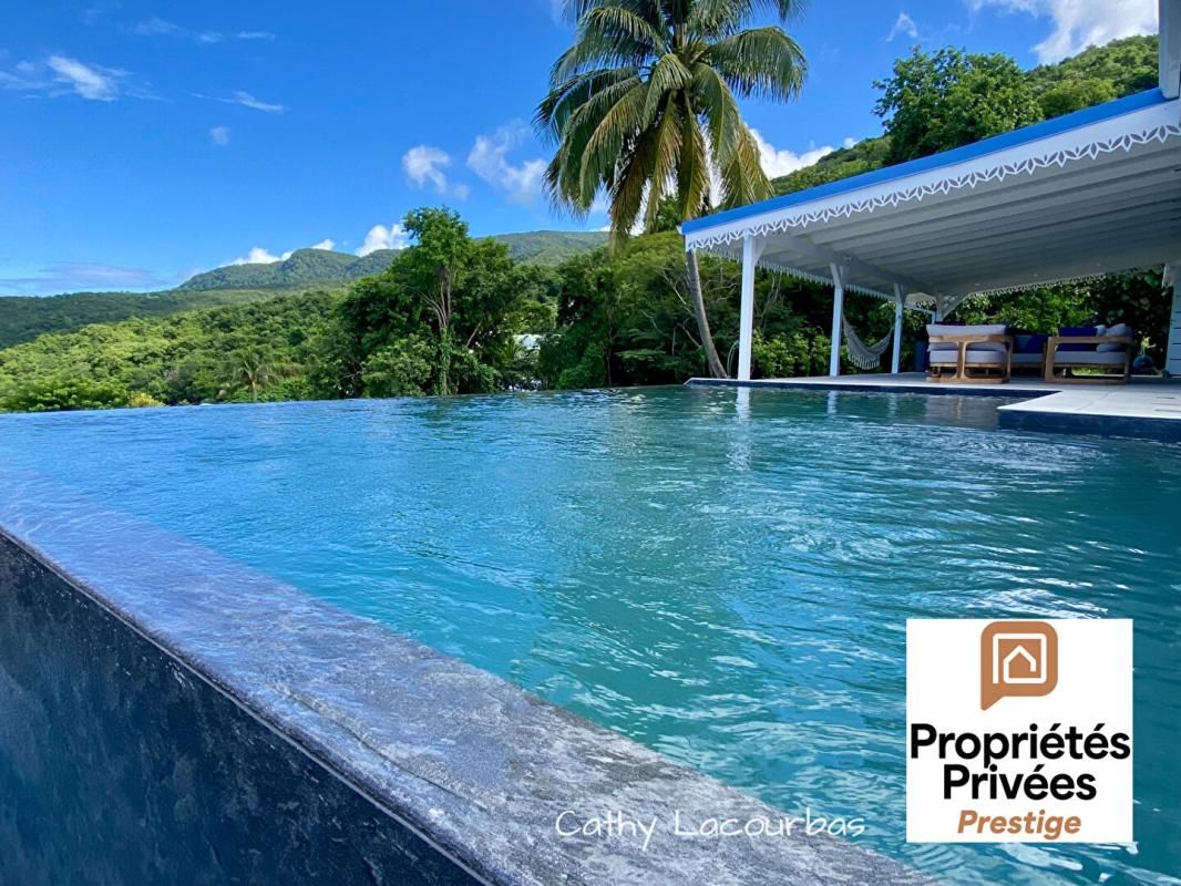 BOUILLANTE Villa Caribéenne de standing avec vue mer panoramique et piscine - Bouillante, Guadeloupe 2