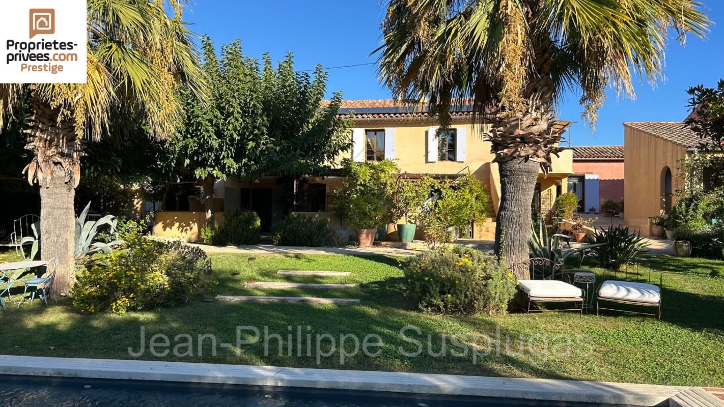 SAINT-CYR-SUR-MER Demeure authentique Saint Cyr sur mer 16 pièce(s) 380 m2 1