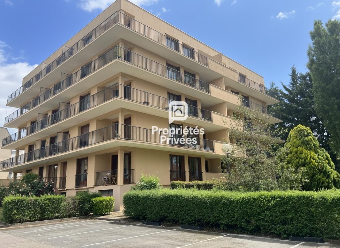 LE CHESNAY Agréable appartement 5 pièces au calme 1