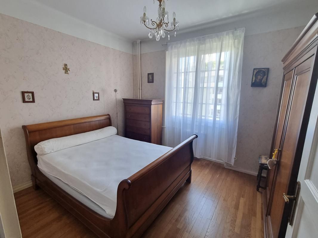 LYON-7E-ARRONDISSEMENT Appartement  4 pièces 76 m2 3