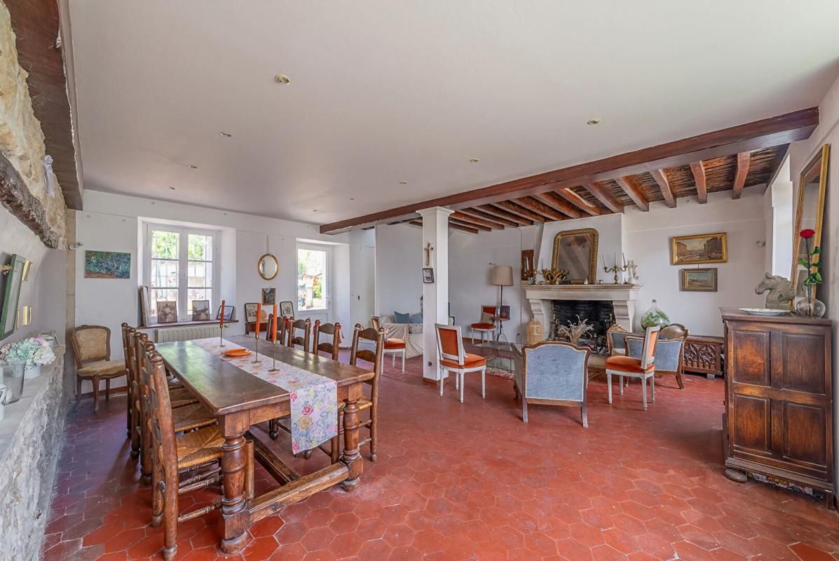 MAREUIL-SUR-OURCQ Maison 7 pièce(s) 200 m2 2