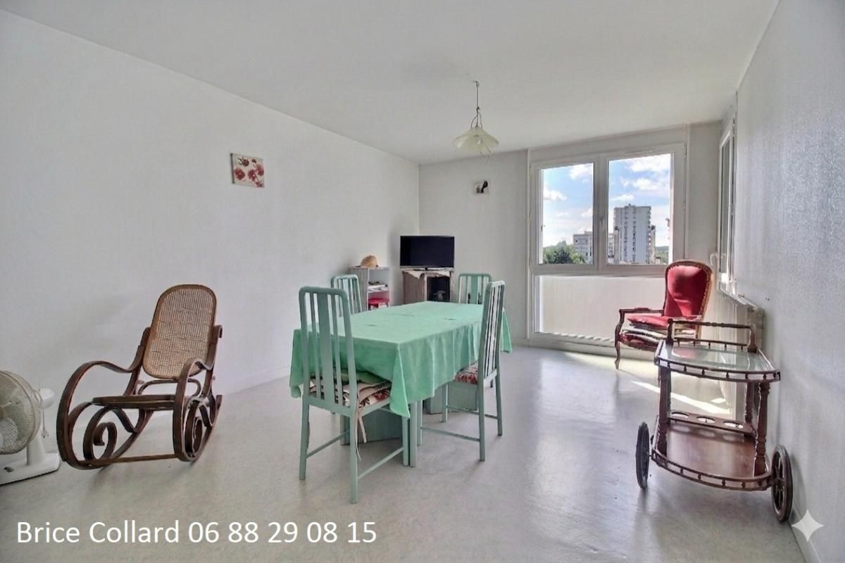 NOGENT-SUR-OISE 60180 NOGENT SUR OISE Appartement 2 chambres 1 balcon (loggia) 1 cave, dernier étage ! 4