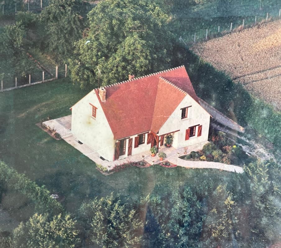 LASSIGNY Maison individuelle :  3 pièce(s) 92 m2 + Comble à aménager 1