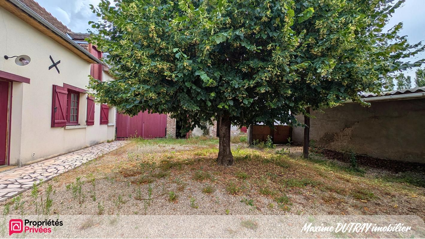 AUZOUER-EN-TOURAINE Maison 3 pièces 53m² + Grenier, Dépendance 65m² 1