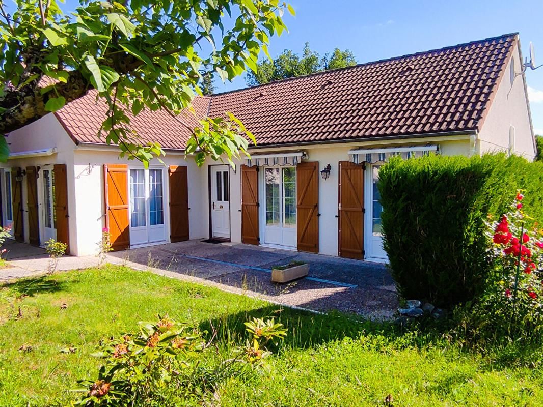 PREUILLY-SUR-CLAISE Maison de plain pied Preuilly Sur Claise 5 pièce(s) 109 m2 1