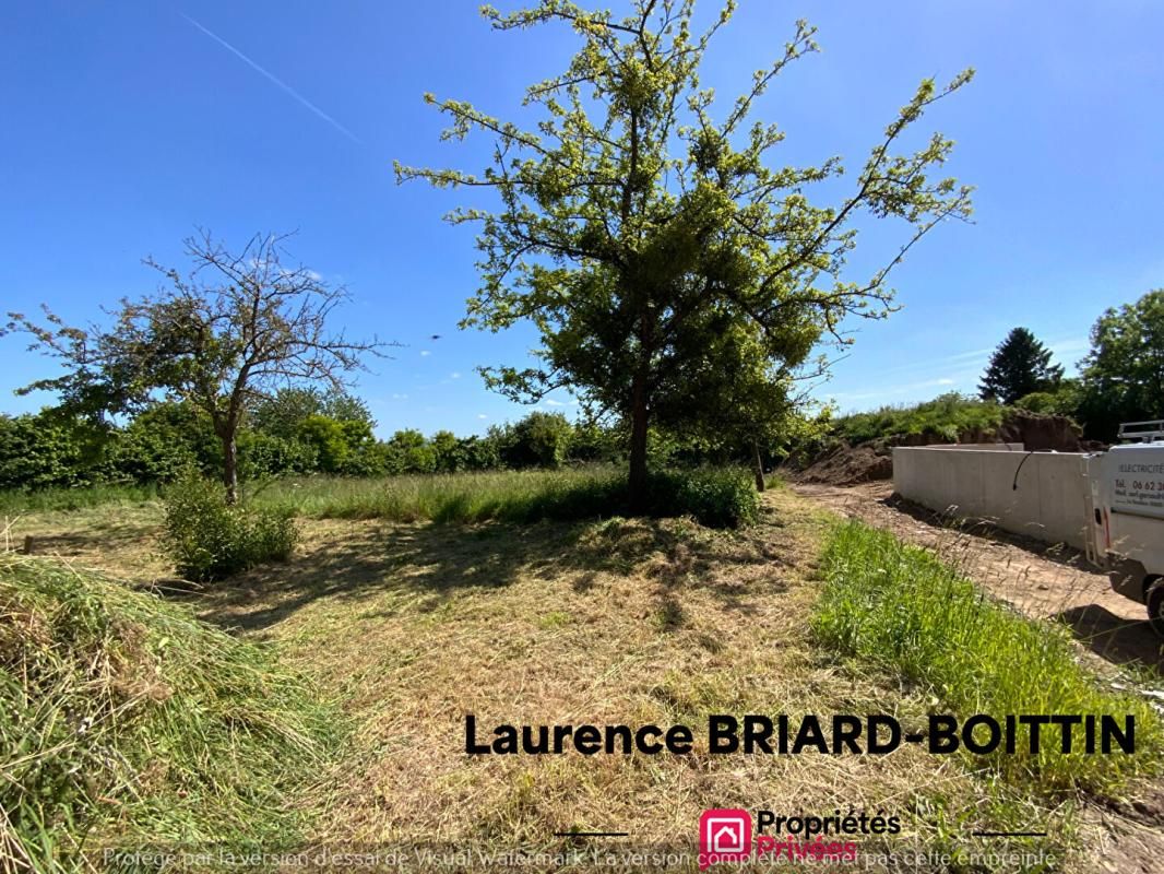 MONTBRAY Terrain avec bâtis Montbray 2 pièce(s) 80 m2 2