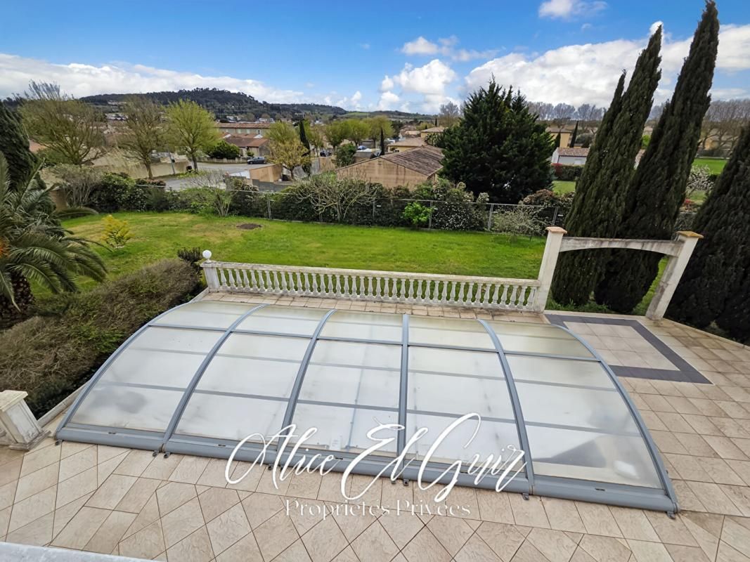 CARCASSONNE Maison Carcassonne 6 pièce(s) 213 m2 sur 2000 m² 2