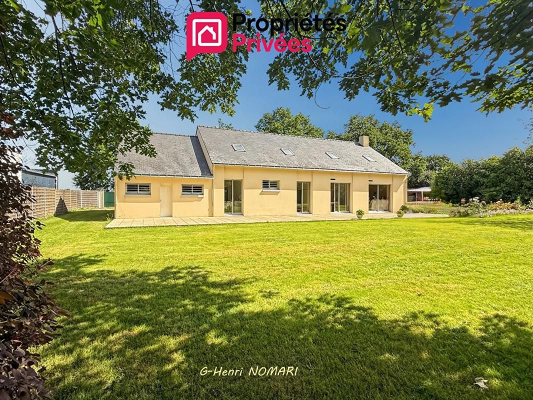 Maison Chateaubriant 8 pièce(s) 154 m2