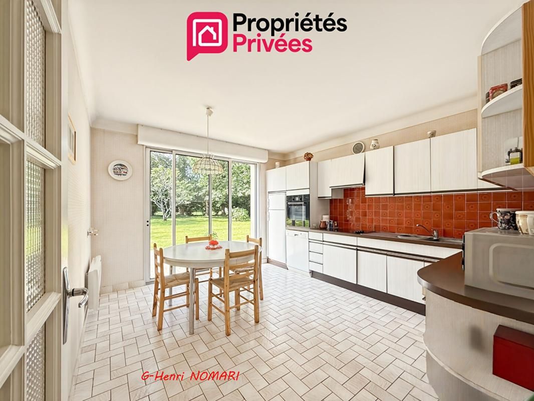 CHATEAUBRIANT Maison Chateaubriant 8 pièce(s) 154 m2 3