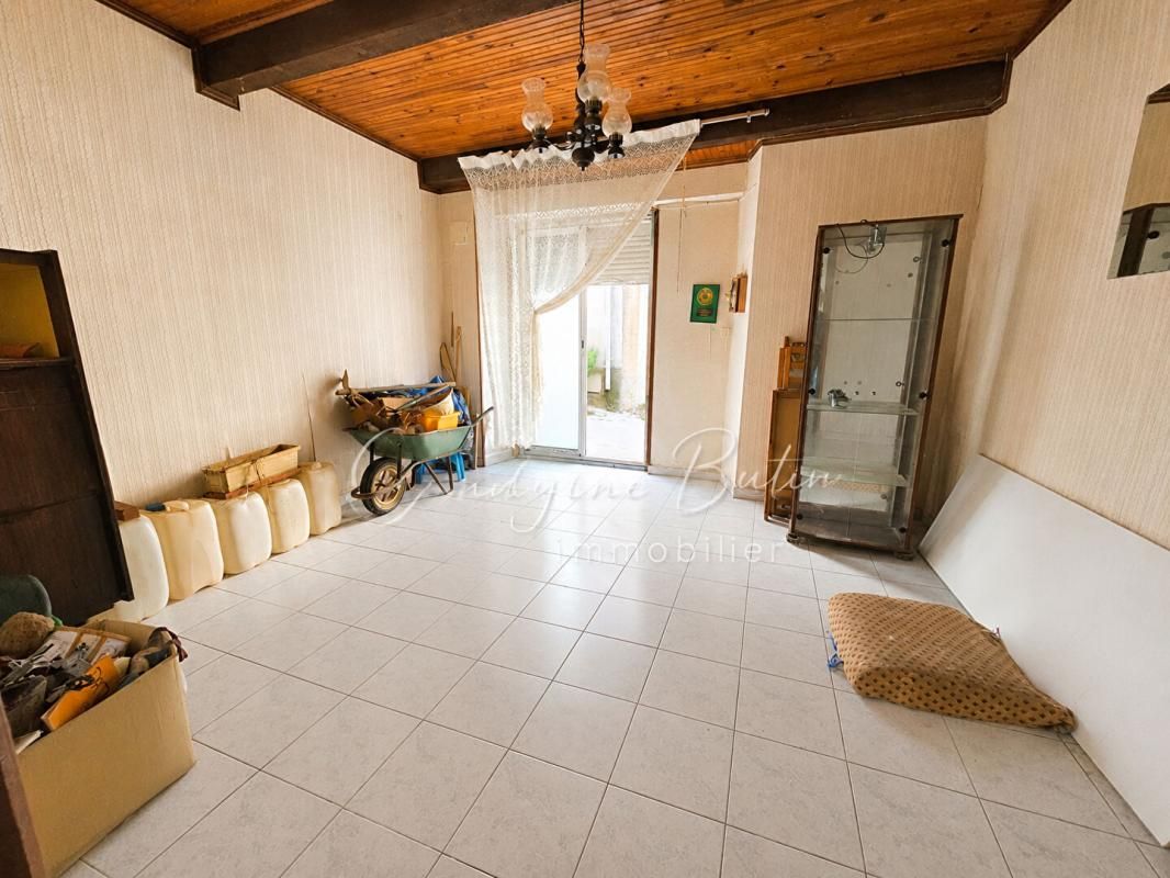 PEPIEUX Maison de village de 145 m² à rénover Fort potentiel 2