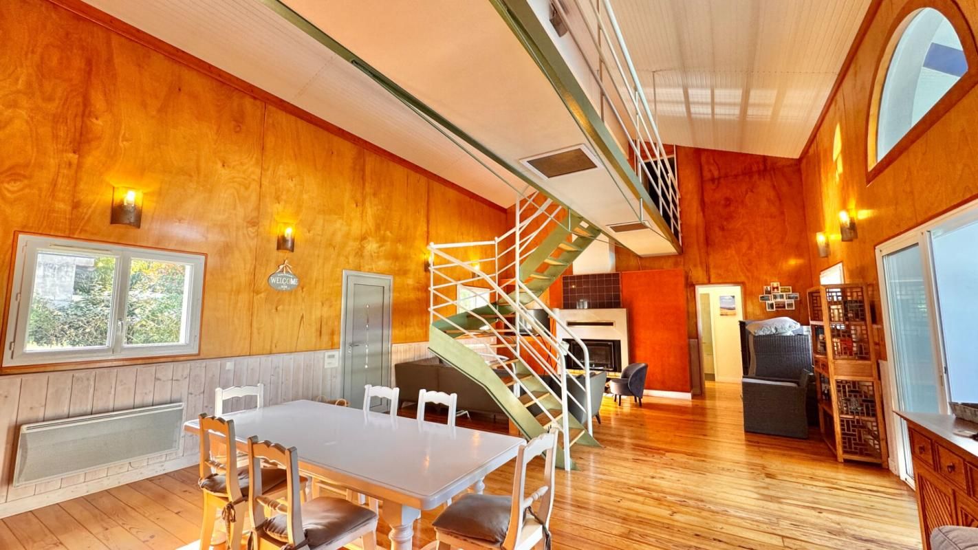 LEGE-CAP-FERRET Grande villa "atypique" avec piscine 4