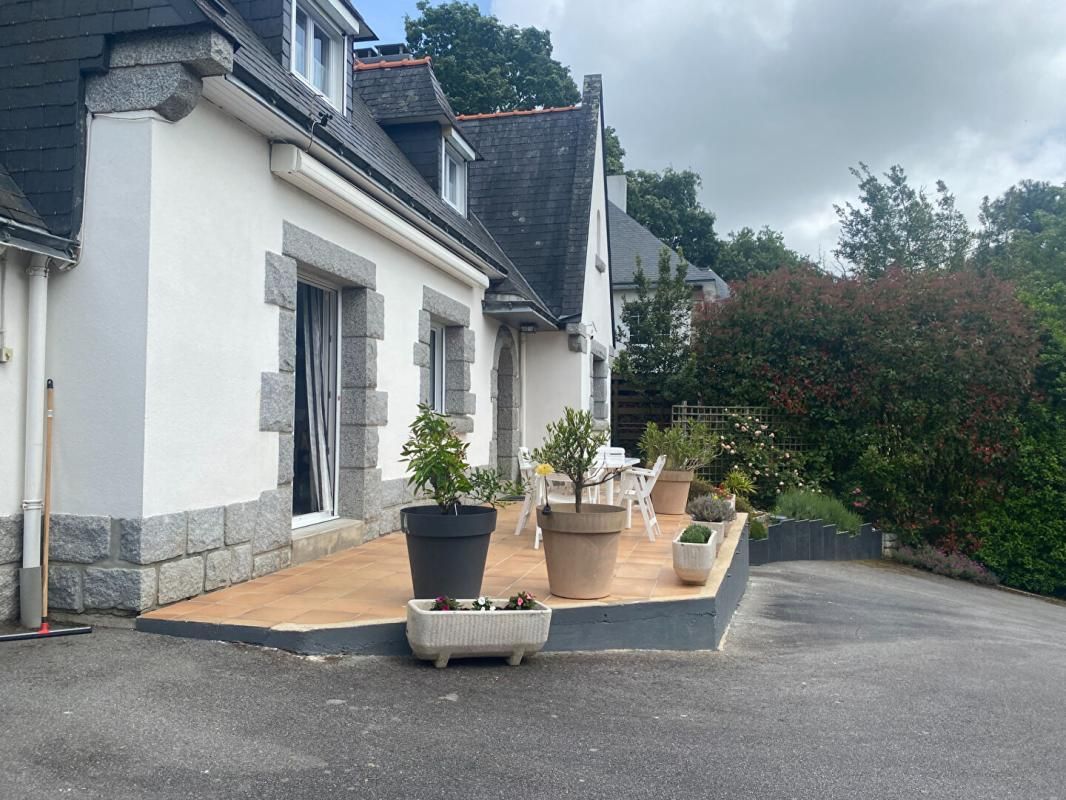 SAVENAY Maison Savenay 7 pièce(s) 143 m2, jardin,  garage et dépendances 2