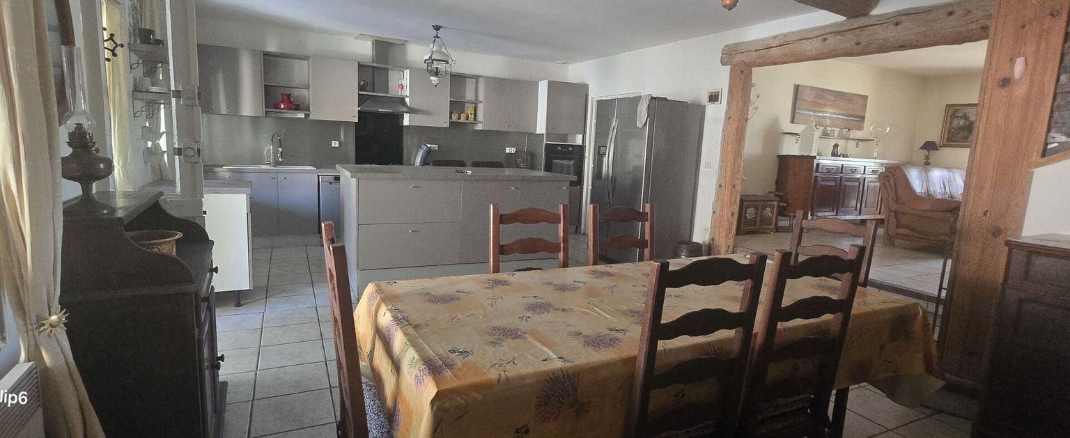 FABREZAN FABREZAN , NOUVEAUTE : GRANDE MAISON 4 CHAMBRES ET JARDIN 2