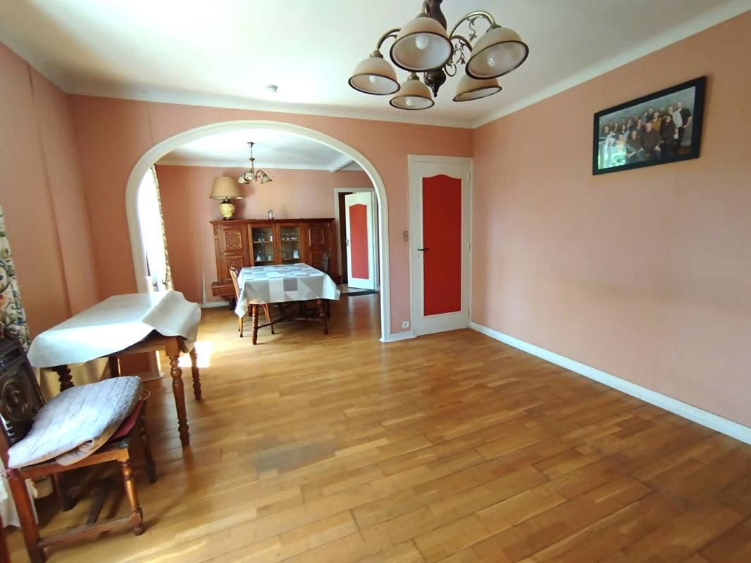 PONTIVY Maison proche centre-ville 2