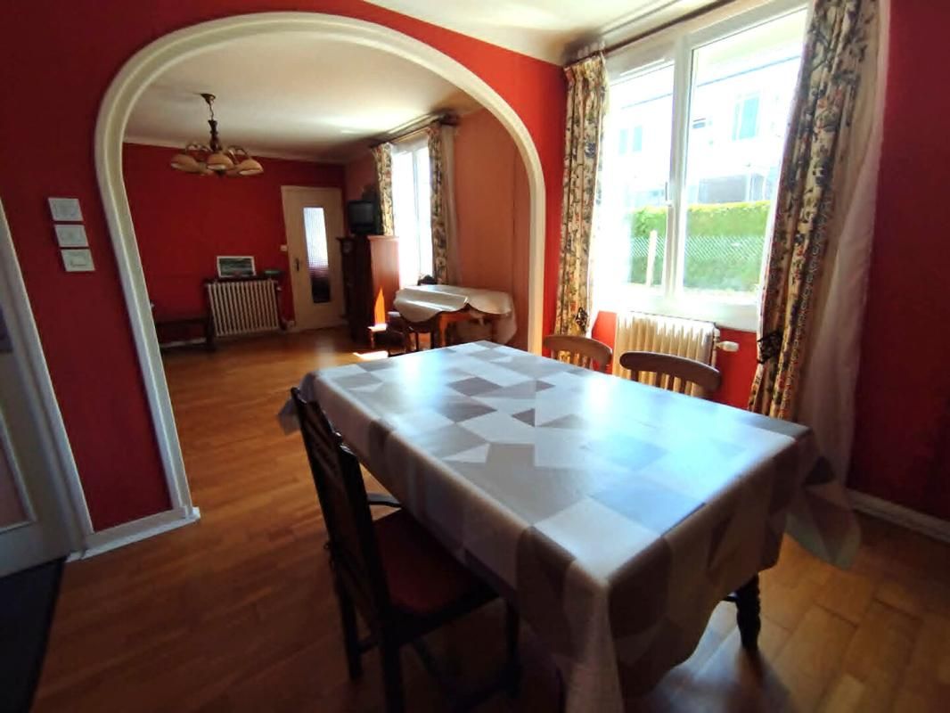 PONTIVY Maison proche centre-ville 3