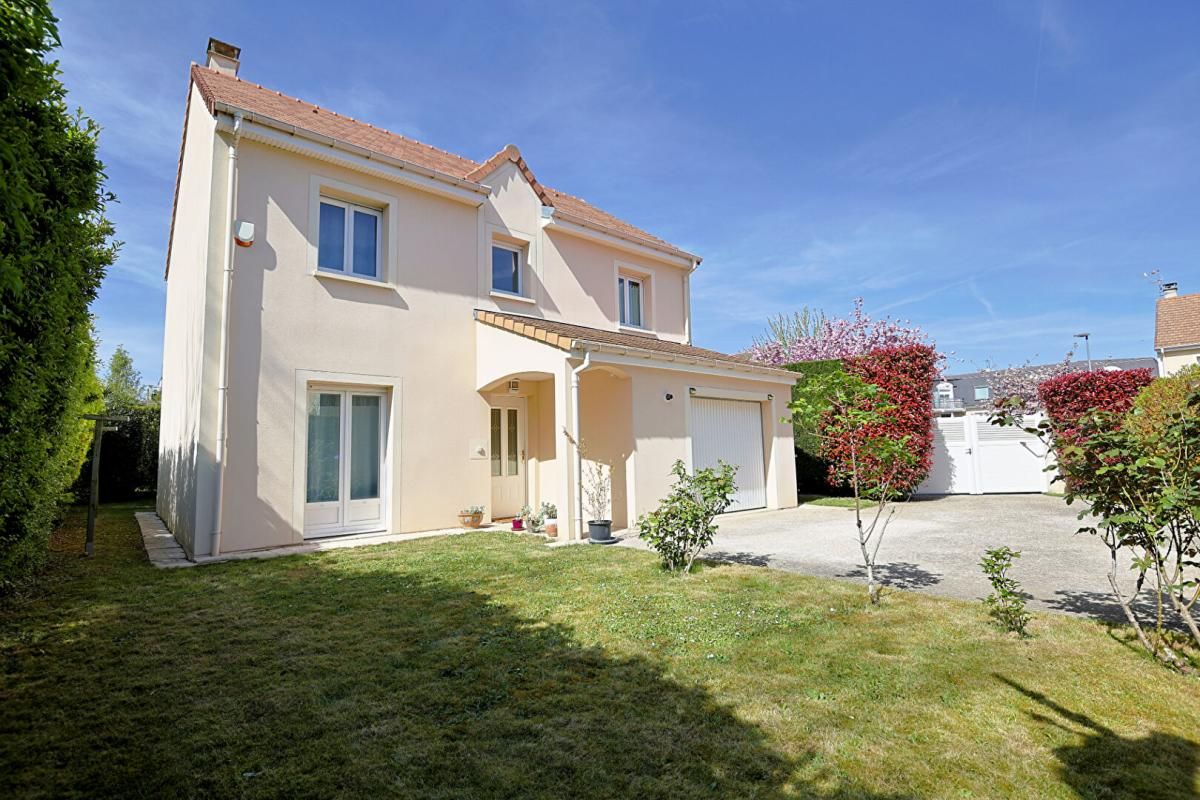 BRIE-COMTE-ROBERT Maison Brie Comte Robert 6 pièce(s) 111 m2 1