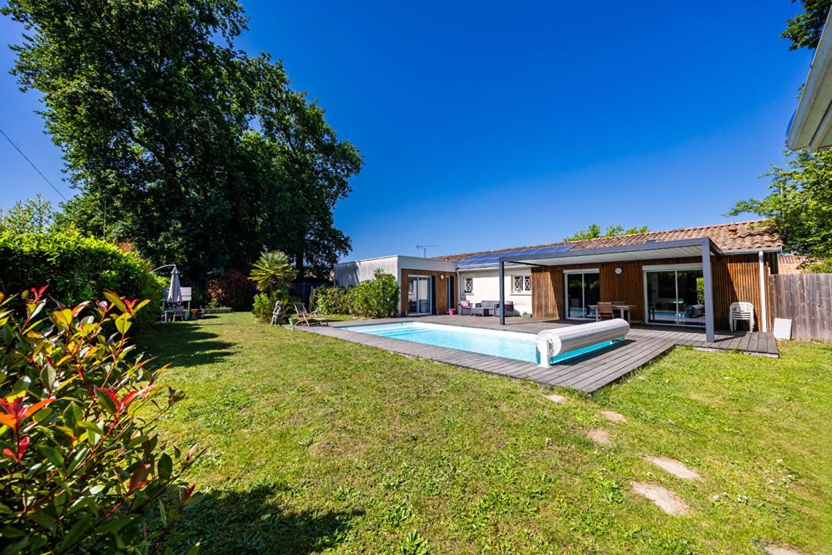 Maison Cestas 7 pièce(s) 180 m2