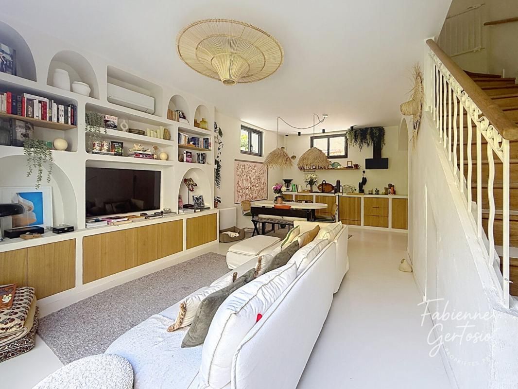 LA CIOTAT La Ciotat ! RARE ! Maison de ville réinventée avec terrasse et solarium 2