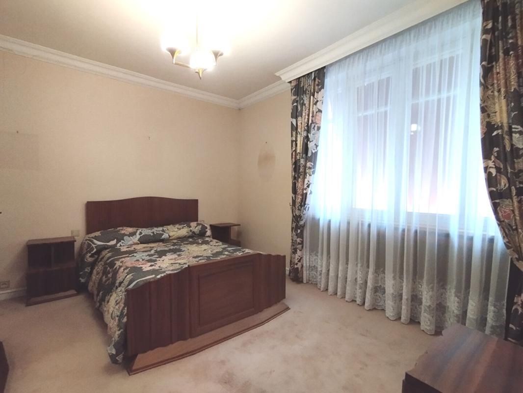 DIVATTE-SUR-LOIRE Maison 5 chambres, 120m², bourg de la Chapelle Basse Mer (44450) 4