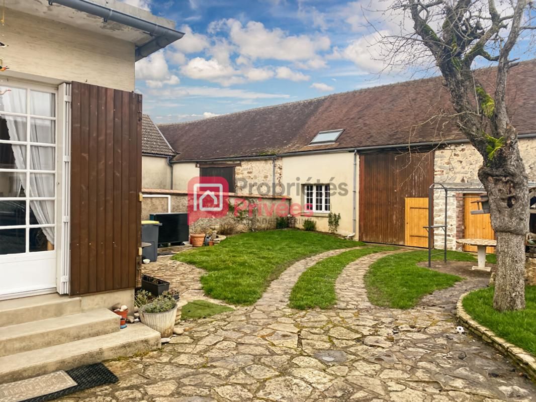 THORIGNY-SUR-OREUSE Maison Thorigny Sur Oreuse 5 pièce(s) 110 m2 1