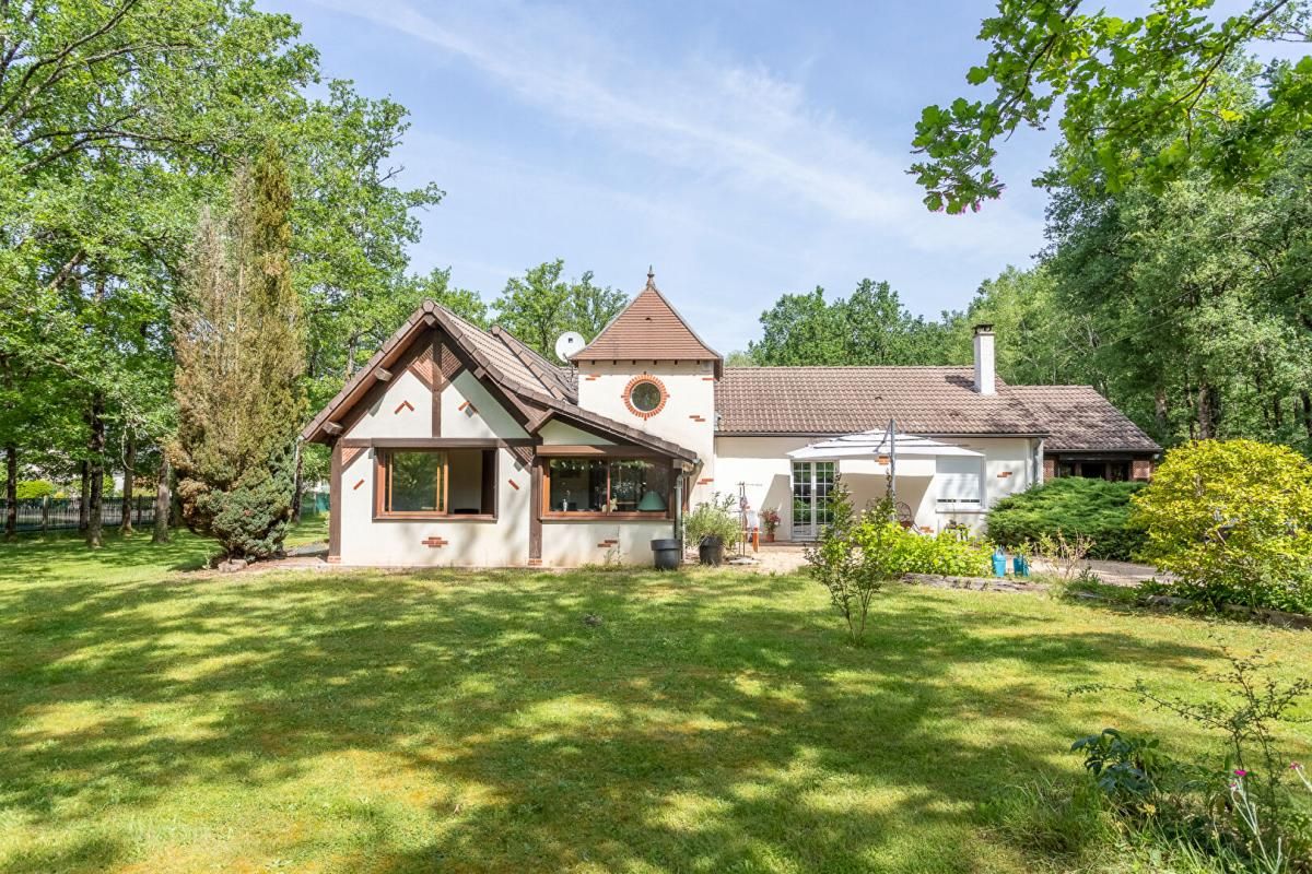 VILLEFRANCHE-SUR-CHER Maison Villefranche Sur Cher 7 pièces 166 m2 2