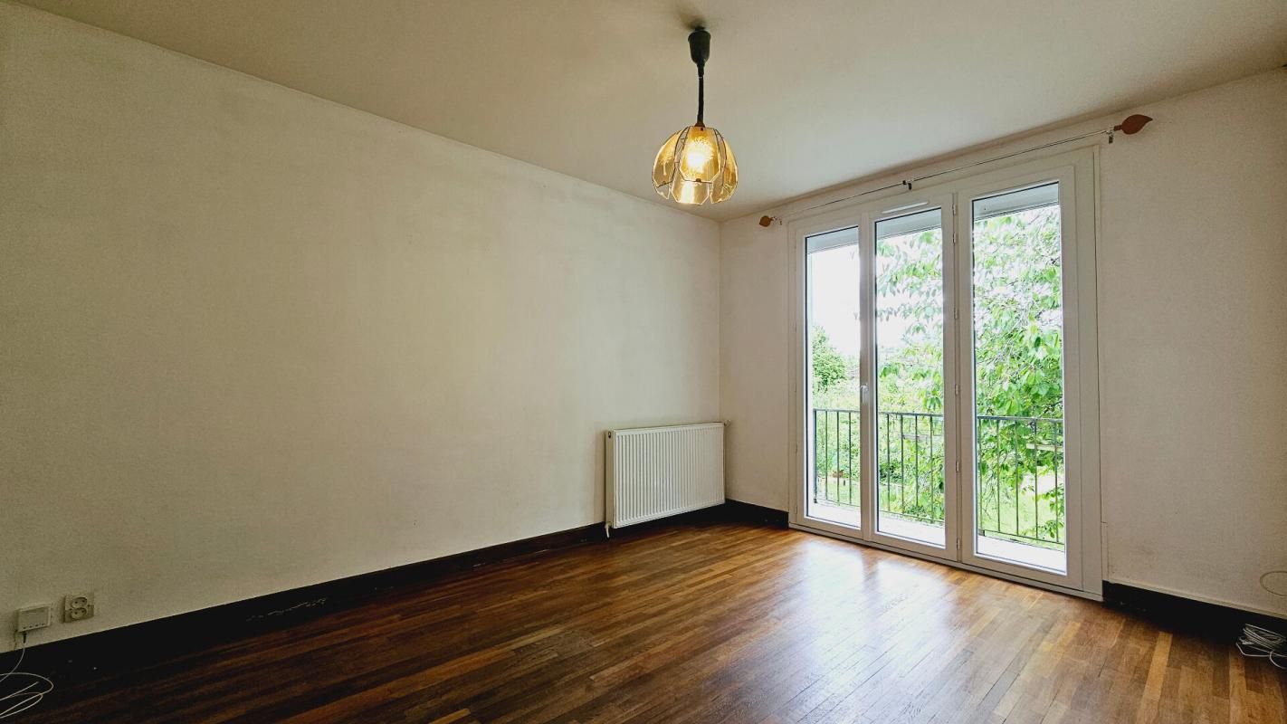 MEHUN-SUR-YEVRE MAISON 3 PIECES 60.5M² SOUS-SOL JARDIN 4
