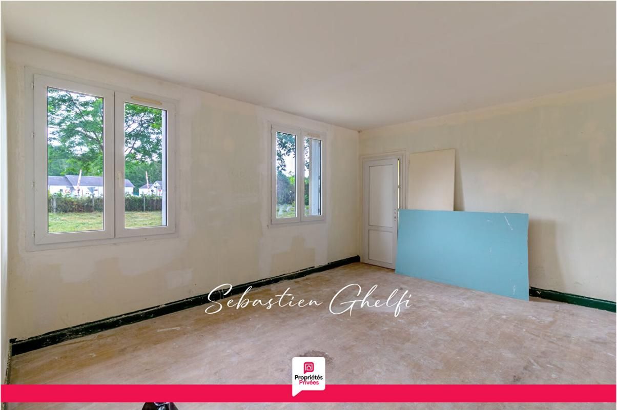 PRUNIERS-EN-SOLOGNE maison à rénover de plain pied avec 4 chambres terrain de 1110 m² 4