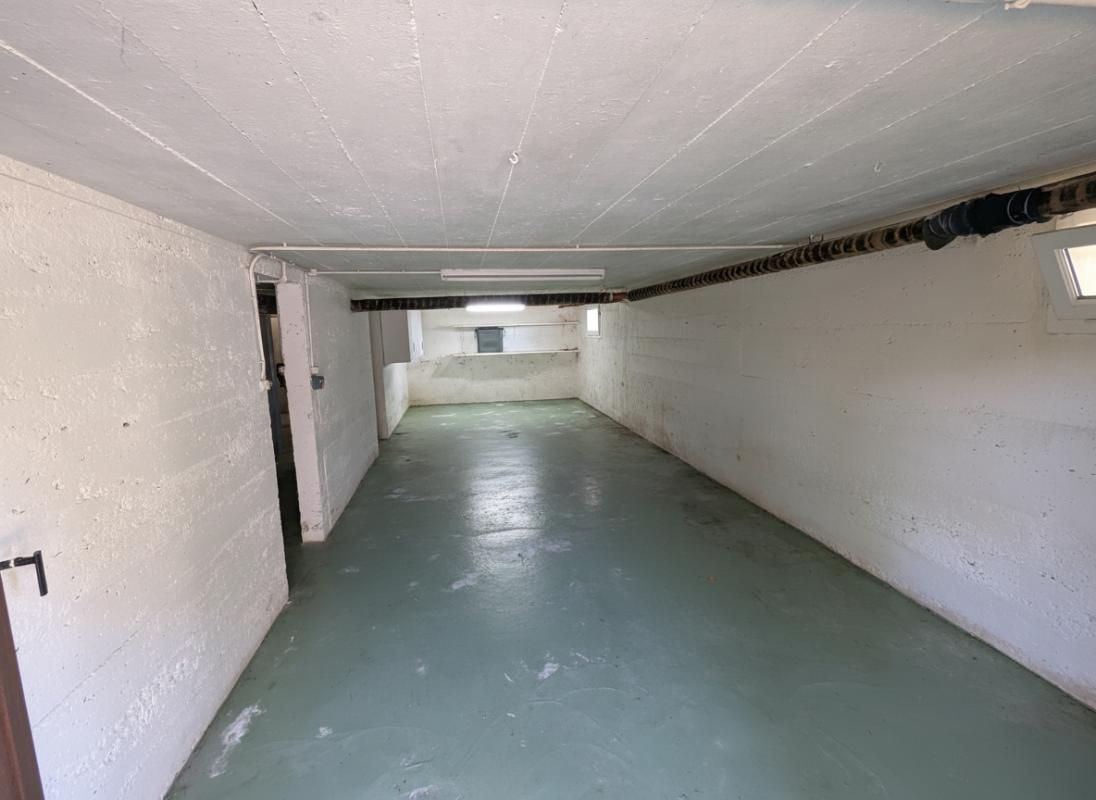 LA LOUPE Propriété sur sous-sol total d'envrion 62m2 2 chambres parcelles 805m2 2