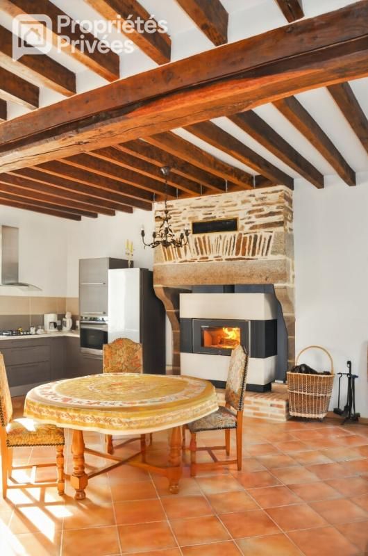 MONTENAY Maison en pierre 5 pièce(s) 132 m2 2