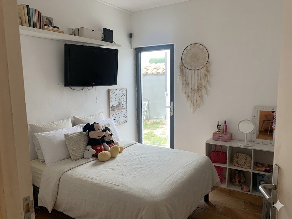 MARTIGUES Les Calanques ? Un cabanon d'exception face à la Méditerranée 3
