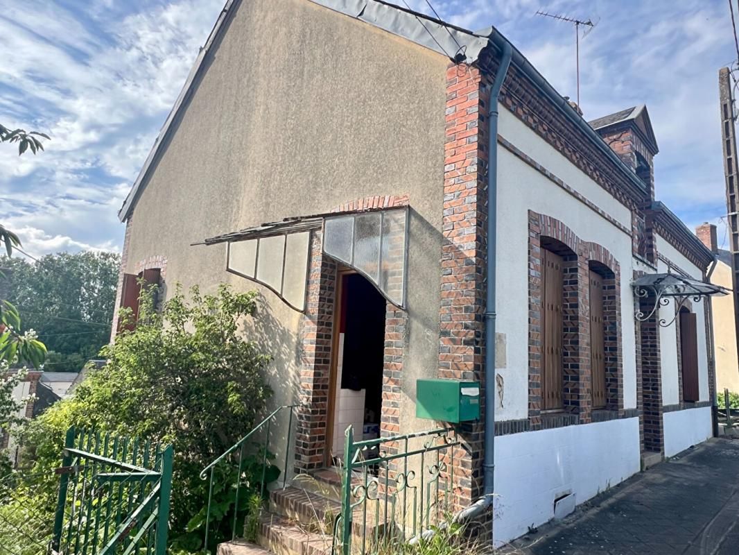 MONDOUBLEAU Maison de pays 5 pièce(s) 90 m2 1