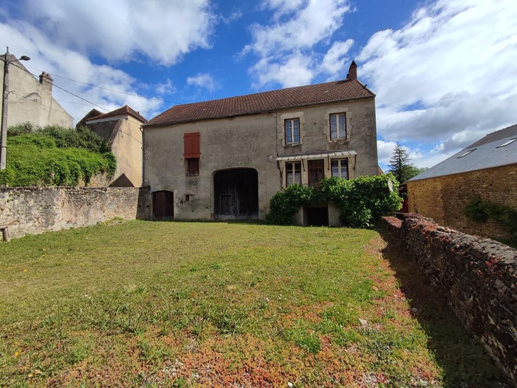 FONTENAY-PRES-VEZELAY Maison Fontenay Près Vézelay 4 pièces 88 m2 1