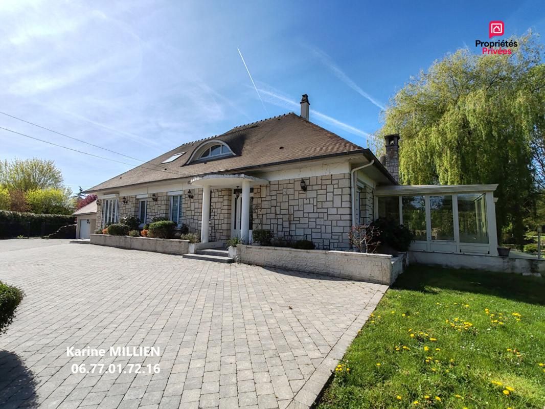IVRY-LA-BATAILLE IVRY LA BATAILLE 27540 Maison individuelle avec véranda chauffée - 1 étage - 4 chambres - Double garage - Quart port - Piscine Hors Sol Chauffée - Terrain - 416000  HAI 2