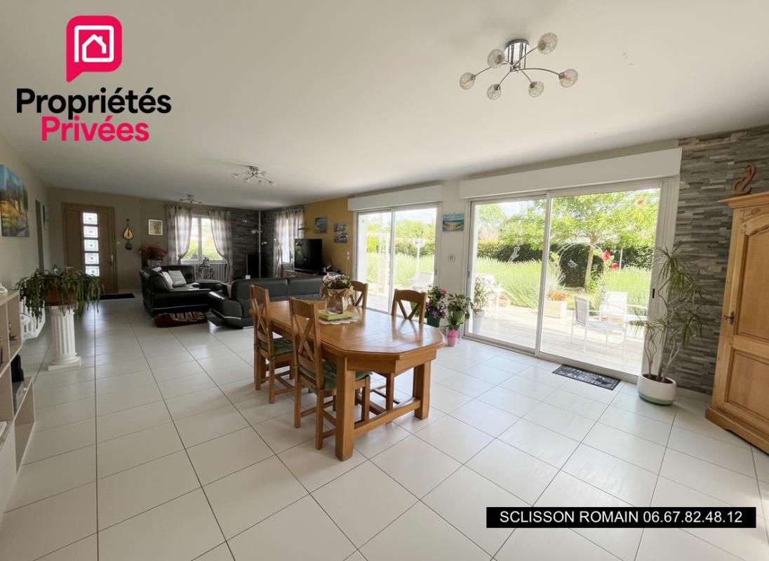 MEURSAC Maison familiale Meursac - 215 m2 - 5 chambres - Piscine - PRIX 414 400 HAI 3